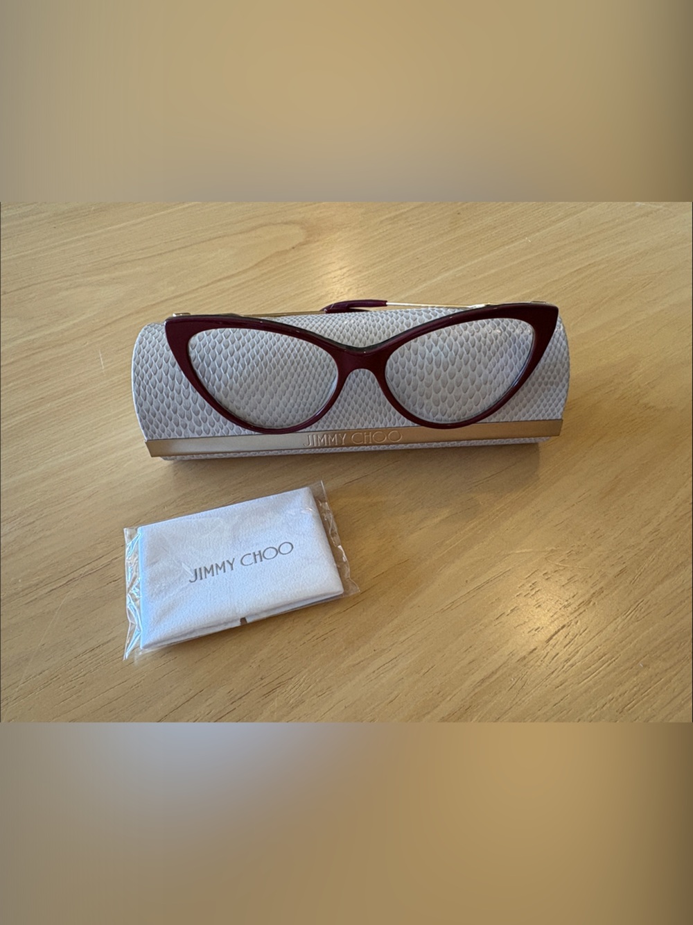 Jimmy Choo White Textured Sunglasses Case with Burgundy Frame Accent